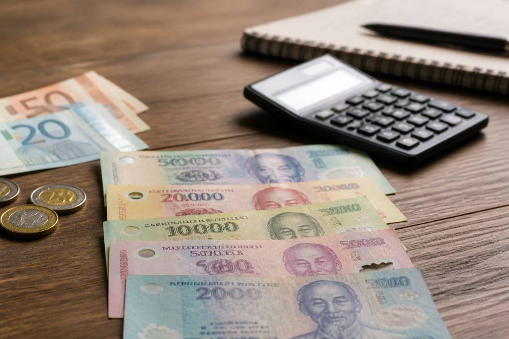 1 eur vnd : conversion du taux de change en dong vietnamien